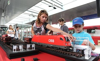 Zug-Diebe? Verbrecher? (c)ÖBB